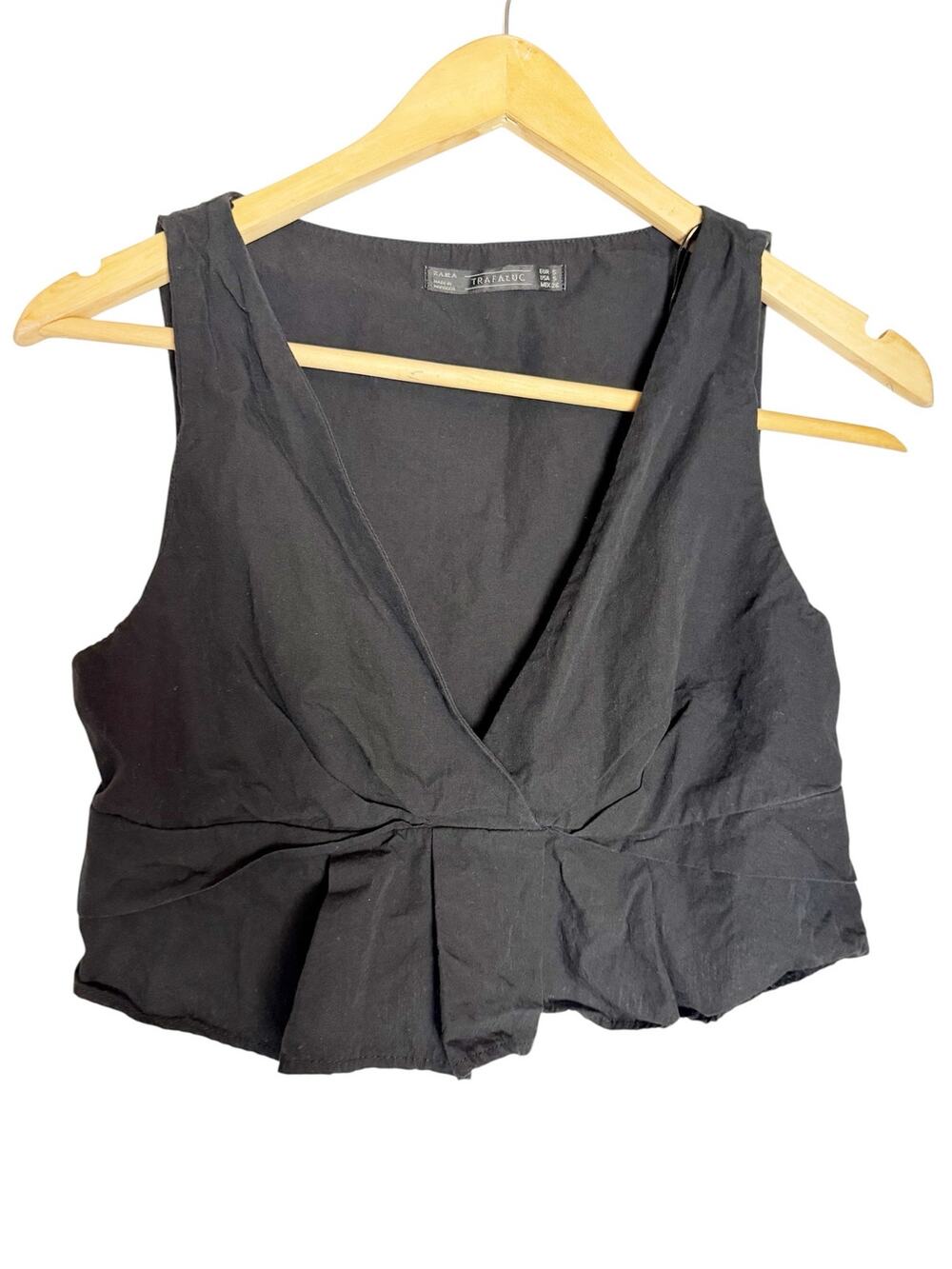 Zara Trafaluc Solid Black Surplice V-Neck Cropped Peplum Tank Top Size Small